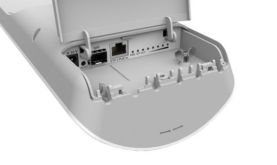 Router all'aperto senza fili del mANTBox 19s AP RB921GS-5HPacD-19S POE AP del router di MikroTik AP con copertura lunga