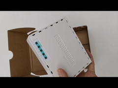 RB750Gr3（HEX 5）Router Gigabit a 5 porte 880 MHz con porta USB